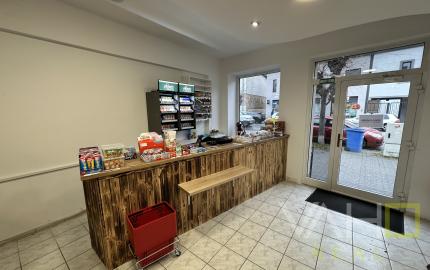 🟢 ODSTÚPENIE PREVÁDZKY | Kompletne vybavené potraviny v centre Trnavy