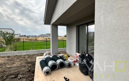 Predaj moderného rodinného domu v obci Červeník