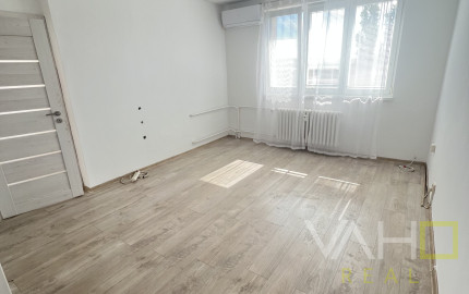 KOMPLETNE PREROBENÝ 3- izbový byt, Hlohovec