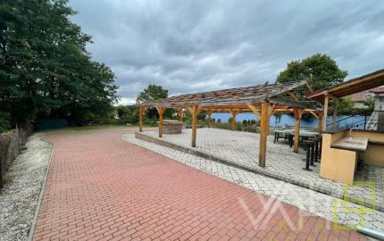 VAHOreal* NOVÁ CENA!! RODINNÝ DOM, REŠTAURÁCIA, Pozemok 788m2, obec Bučany