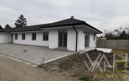 VAHOreal*NOVOSTAVBA, SUPER CENA, 3 -izb. rodinný dom, Dubovany