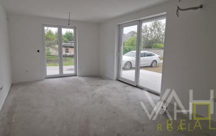 VAHOreal*NOVOSTAVBA, SUPER CENA, 3 -izb. rodinný dom, Dubovany