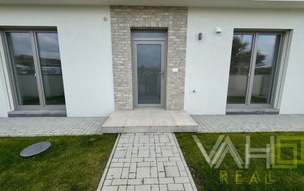 SKOLAUDOVANÁ MODERNÁ NOVOSTAVBA 4IZB. RODINNÉHO DOMU V OBCI JELKA