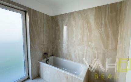 SKOLAUDOVANÁ MODERNÁ NOVOSTAVBA 4IZB. RODINNÉHO DOMU V OBCI JELKA