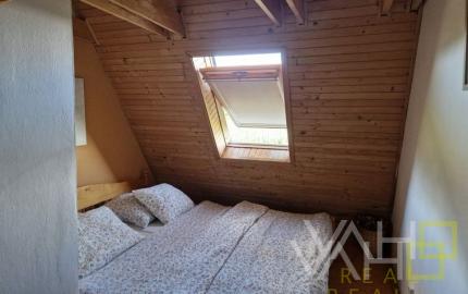 VAHOreal*Unikátna ponuka: Celoročne obývateľná chata pri vode s vlastným mólom ,, znížená cena ,,