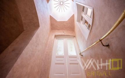 NA PRENÁJOM 2 - izbový kancelársky priestor na Trojičnom námestí !