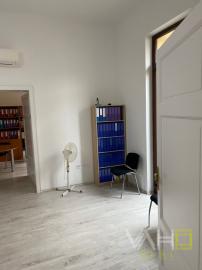 Prenájom  exkluzívnych kancelárskych priestorov v centre Trnavy na ul. Hviezdoslavova