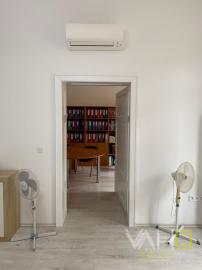 Prenájom  exkluzívnych kancelárskych priestorov v centre Trnavy na ul. Hviezdoslavova