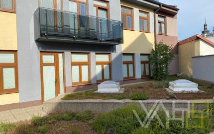 KANCELÁRSKE PRIESTORI PRIAMO V CENTRE, výmera 188,87 m2,Hviezdoslavova, Trnava