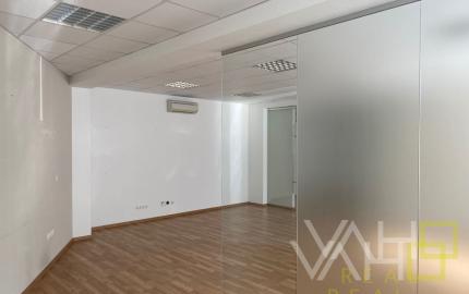 KANCELÁRSKE PRIESTORI PRIAMO V CENTRE, výmera 188,87 m2,Hviezdoslavova, Trnava