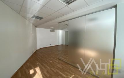 KANCELÁRSKE PRIESTORI PRIAMO V CENTRE, výmera 188,87 m2,Hviezdoslavova, Trnava