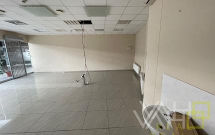 Prenájom EXKLUZÍVNY PRIESTOR PRIAMO V CENTRE , ul. Hviezdoslavova v TRNAVE