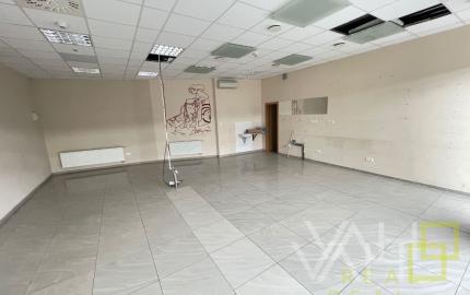 Prenájom EXKLUZÍVNY PRIESTOR PRIAMO V CENTRE , ul. Hviezdoslavova v TRNAVE