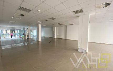 OBCHODNÉ PRIESTORI PRIAMO V CENTRE, výmera 106 m2,Hviezdoslavova, Trnava
