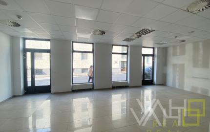 OBCHODNÉ PRIESTORI PRIAMO V CENTRE, výmera 106 m2,Hviezdoslavova, Trnava