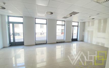 OBCHODNÉ PRIESTORI PRIAMO V CENTRE, výmera 106 m2,Hviezdoslavova, Trnava
