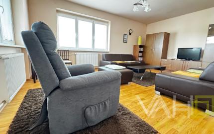 ZĽAVA 20 000 €! Dvojgeneračný rodinný dom v centre Majcichova – bývanie aj investičná príležitosť