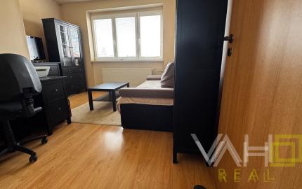 ZĽAVA 20 000 €! Dvojgeneračný rodinný dom v centre Majcichova – bývanie aj investičná príležitosť