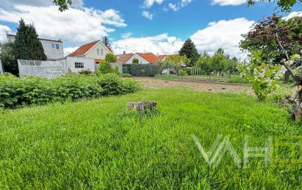 ZĽAVA 20 000 €! Dvojgeneračný rodinný dom v centre Majcichova – bývanie aj investičná príležitosť