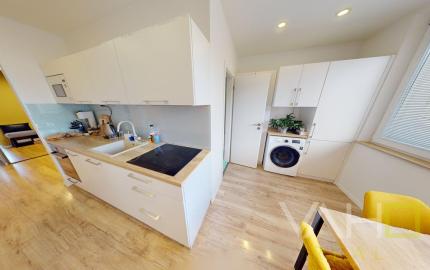 PRENAJATÉ ! NA PRENÁJOM nadrozmerný 3 izbový byt, A. Kubinu, Trnava