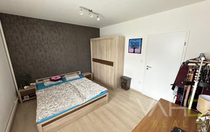 PRIESTRANÝ 2 izb. byt s parkovaním v NOVOSTAVBE, Arboria