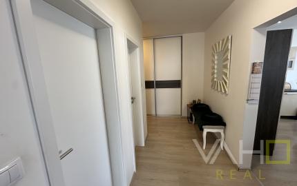 PRIESTRANÝ 2 izb. byt s parkovaním v NOVOSTAVBE, Arboria