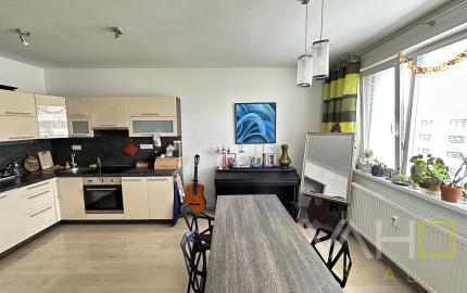 PRIESTRANÝ 2 izb. byt s parkovaním v NOVOSTAVBE, Arboria