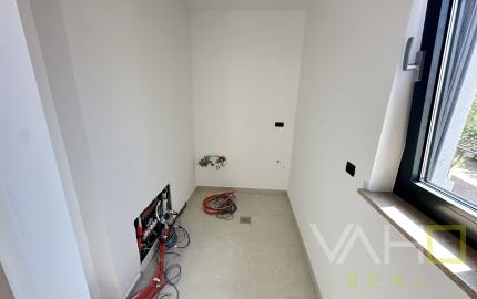 VAHOreal* EXKLUZÍVNE IBA u NÁS!! 4 LUXUSNÉ RD s BAZÉNOM v CHORVÁTSKU