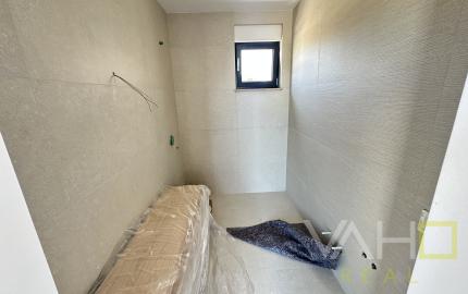 VAHOreal* EXKLUZÍVNE IBA u NÁS!! 4 LUXUSNÉ RD s BAZÉNOM v CHORVÁTSKU