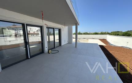 VAHOreal* EXKLUZÍVNE IBA u NÁS!! 4 LUXUSNÉ RD s BAZÉNOM v CHORVÁTSKU