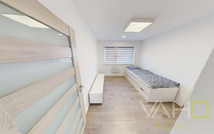 ,,PREDANÝ ,,  Moderná novostavba vo Vlčkovciach