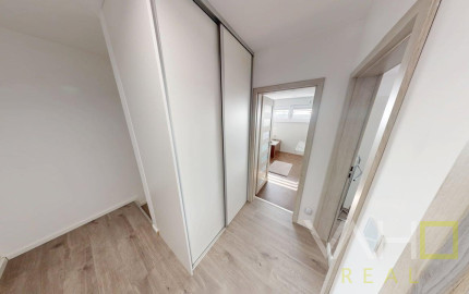 ,,PREDANÝ ,,  Moderná novostavba vo Vlčkovciach