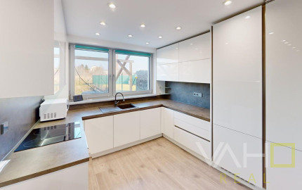 ,,PREDANÝ ,,  Moderná novostavba vo Vlčkovciach