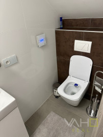 ,,PREDANÝ ,,  Moderná novostavba vo Vlčkovciach