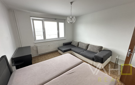 Prenájom 1-izbového bytu s loggiou – Na Hlinách, Trnava