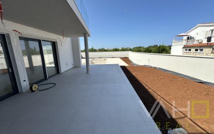 EXKLUZÍVNE IBA u NÁS!! 4 LUXUSNÉ RD s BAZÉNOM v CHORVÁTSKU