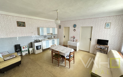 Rodinný dom s veľkým pozemkom a potenciálom – Siladice