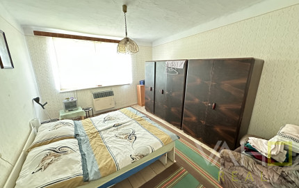 Rodinný dom s veľkým pozemkom a potenciálom – Siladice