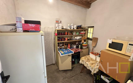 Rodinný dom s veľkým pozemkom a potenciálom – Siladice