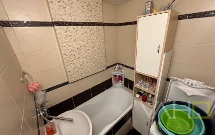 ,,ÚSPEŠNÝ predaj ,,  3i byt s balkónom, Hospodárska