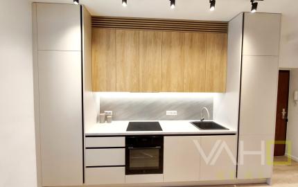 PRENAJATÉ! Exkluzívny 3-izbový byt pri City Aréne – moderný dizajn, balkón a 2 parkovacie miesta