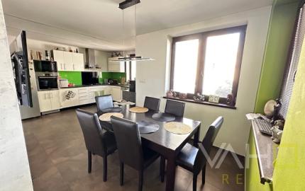 ,,ZNÍŽENÁ CENA ,,NA PREDAJ Luxusný rodinný dom