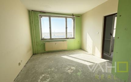 REZERVOVANÉ!!! 1-izbový byt na predaj s loggiou – Nerudova ulica, Trnava 🏢