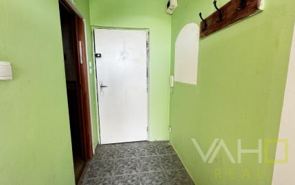 REZERVOVANÉ!!! 1-izbový byt na predaj s loggiou – Nerudova ulica, Trnava 🏢