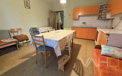 🏡PREDANÉ !!! Rodinný dom s veľkým pozemkom v obci Kátlovce