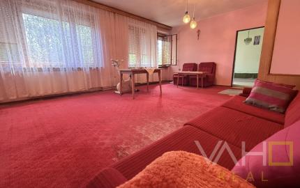 🏡PREDANÉ !!! Rodinný dom s veľkým pozemkom v obci Kátlovce