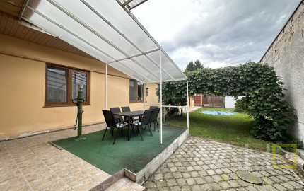 Na predaj 4 izbový rodinný dom v obci Dolná Krupá , znížená cena 175 800 € !