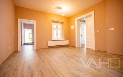 Polyfunkčný meštiansky dom na predaj – historické centrum Trnavy