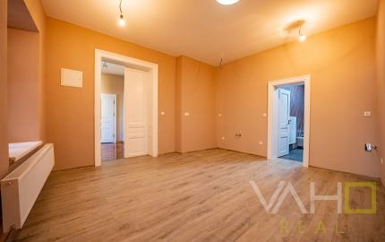 Polyfunkčný meštiansky dom na predaj – historické centrum Trnavy