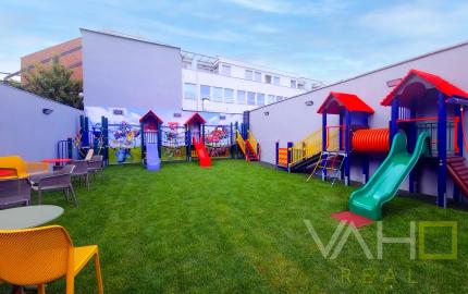 Polyfunkčný meštiansky dom na predaj – historické centrum Trnavy